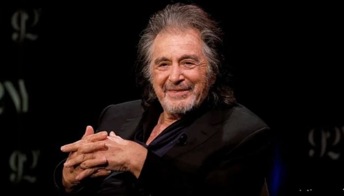 Al Pacino reveals why he doesnt keep souvenirs from his movie sets