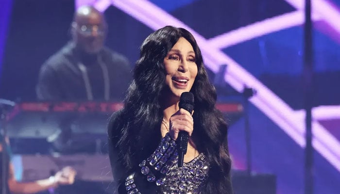 Cher turns attention to kids as romance sours