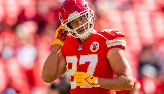 Travis Kelce reflects on backing the team in hostile territory