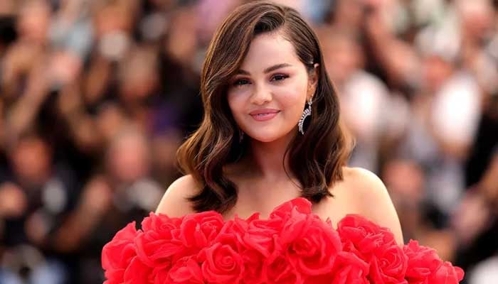 Selena Gomez dévoile la sombre raison pour laquelle elle ne dort pas dans ma chambre