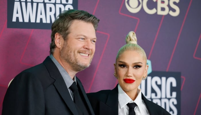 Photo: Blake Shelton unable to give up bad habits despite Gwens concerns: Source