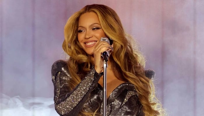 Photo:Beyonce to return to American Idol as mentor: Source