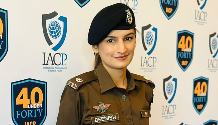 Rawalpindi Chief Traffic Officer SP Beenish Fatima. — X/@OfficialDPRPP