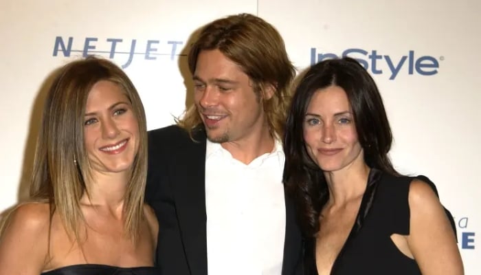 Photo: Jennifer Aniston feels betrayed as Brad Pitt, Courtney Cox grow close: Source