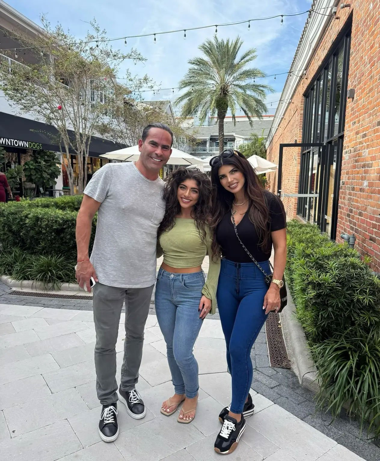 Teresa Giudice joins lookalike daughter at University of Tampa