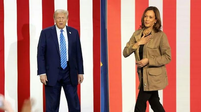 Harris, Trump barnstorm battlegrounds seeking to break deadlock