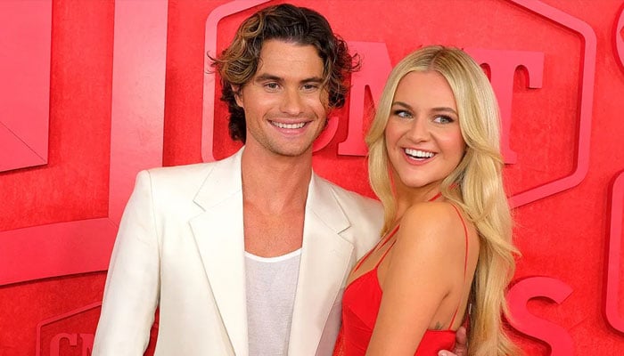 Kelsea Ballerini opens up about boyfriend Chase Stokes devotion