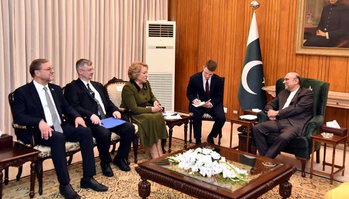 Parliamentary delegation led by Speaker of the Russian Federation Council Valentina Matvienko calls on President Asif Ali Zardari at Aiwan-e-Sadr on October 28, 2024. — PID