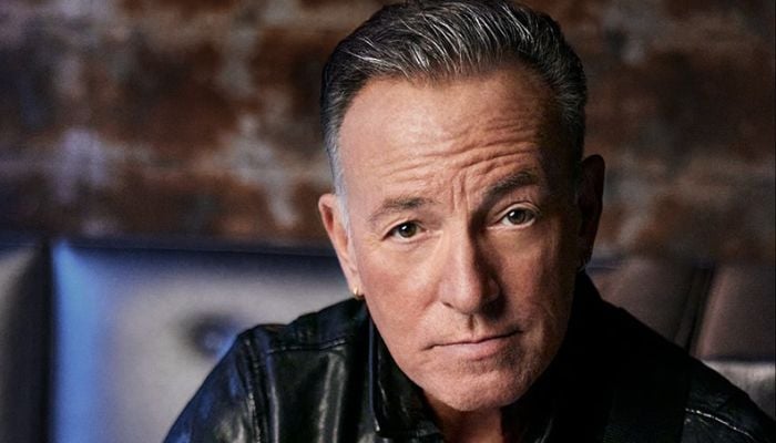 Bruce Springsteen sets the record straight on his billionaire status