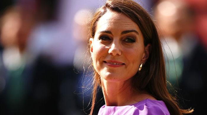 Kate Middleton gives Bollywood actress a warm response for cancer message