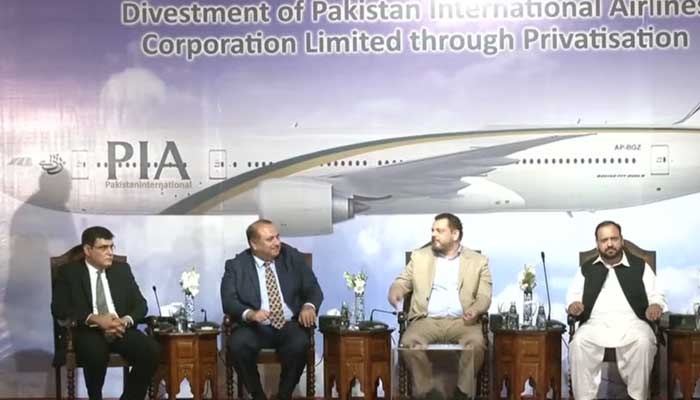 Final bidding process for the privatisation of Pakistan International Airlines (PIA) held at local hotel in Islamabad, October 31, 2024. — Screengrab via YouTube/Geo News