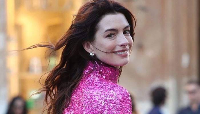 Anne Hathaway slays in ‘Star Wars themed costume for Halloween