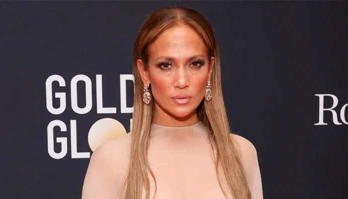 Jennifer Lopez supports Puerto Ricans at Kamala Harriss rally in Las Vegas