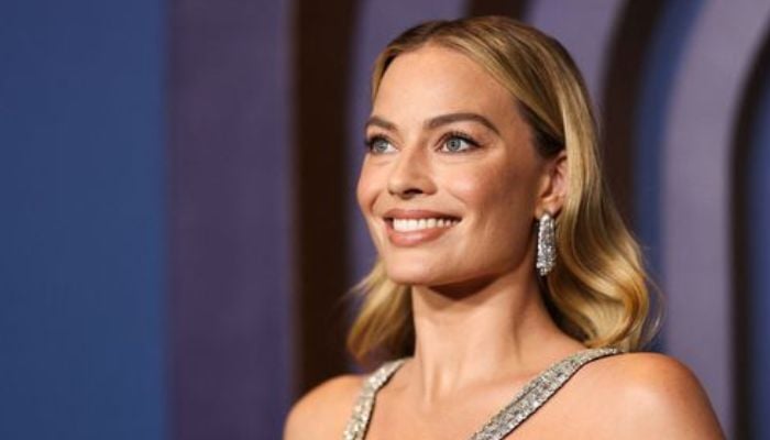 Margot Robbie takes newborn son out for the first time