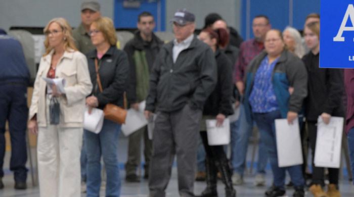 Two Georgia polling stations briefly evacuated after false bomb threats