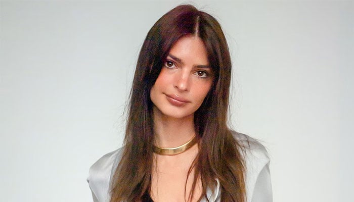 Emily Ratajkowski gets roasted over ‘ugly boyfriends’ & dressing for men