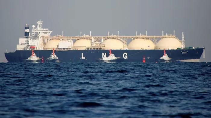 Qatar defers sending five LNG cargoes to Pakistan till 2026