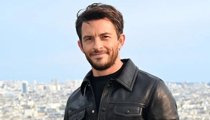 Jonathan Bailey brings to light a shocking Wicked and Bridgerton connection