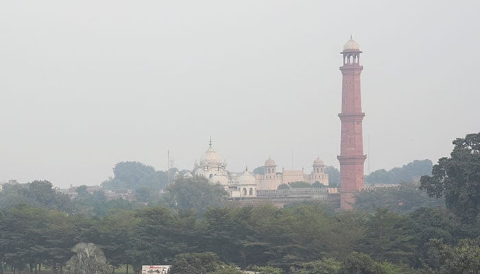 A view of Gurdwara Dera Sahib, Lahore Fort and a minaret of the Badshahi Mosque, seen amid smog in Lahore, November 4, 2024. — Reuters