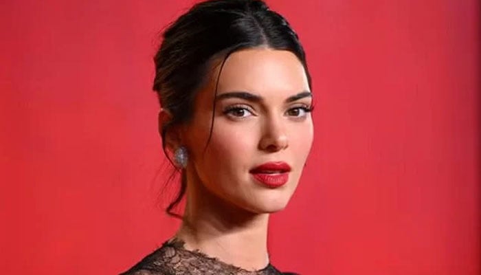 Kendall Jenner steps out in style after embracing major transformation