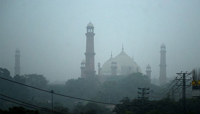 A view of the Mughal-era Badshahi Mosque amid smog and air pollution in Lahore, Pakistan November 13, 2024. — Reuters