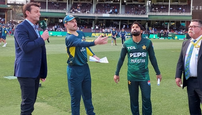 Pakistans Mohammad Rizwan and Australias Josh Inglis at the toss — X/PCB