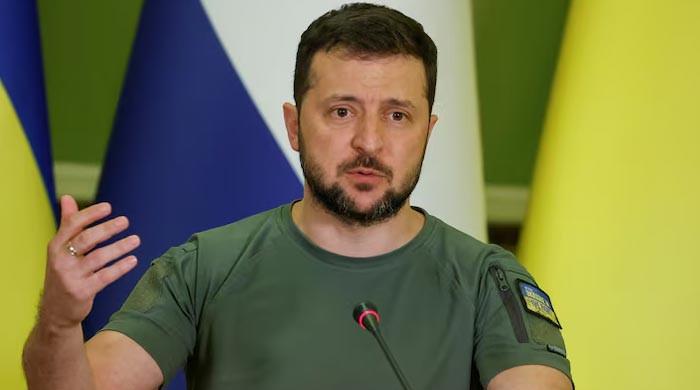 Zelensky says Ukraine must do everything to end the war next year

 – Newsad