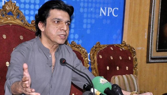 Senator Faisal Vawda addressing a press conference in this undated image. — APP/File