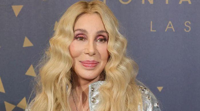 Cher channels Julia Roberts’ ‘Pretty Woman’ in real-life