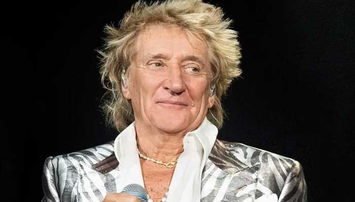 Rod Stewart makes big announcement about retirement on social media