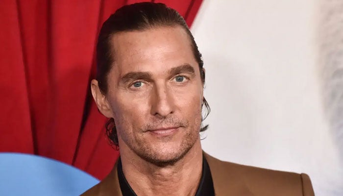 atthew McConaughey shares moms reaction to his 1999 naked bongo arrest