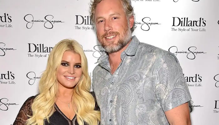 Jessica Simpson, Eric Johnsons holiday plans revealed amid split rumors