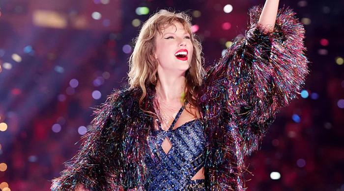 Taylor Swift leaves fans speculating ‘Reputation’ announcement post mashup