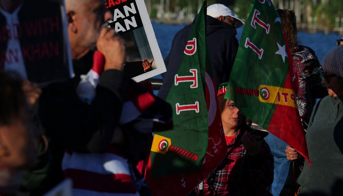 Demonstrators gather in support of Imran Khan outside US President-elect Donald Trumps residence at Mar-a-Lago in Palm Beach, November 23, 2024. — Reuters