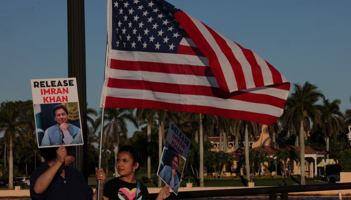 Demonstrators gather in support of former prime minister Imran Khan outside US President-elect Donald Trumps residence at Mar-a-Lago in Palm Beach, Florida, US, November 23, 2024. — Reuters