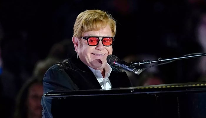 Sir Elton John updates fans on eye infection: not the greatest