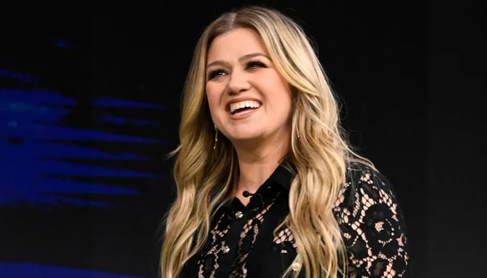 Kelly Clarkson confesses kids constantly disapprove of her dating