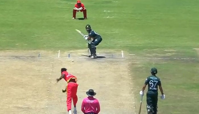 Pakistan team batting against Zimbabwe. — Screengrab