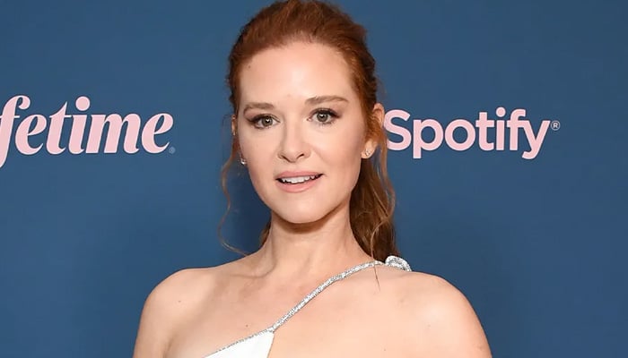 Sarah Drew recalls questioning herself after damaging online criticism