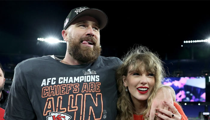 Travis Kelce picks his favorite Taylor Swift track