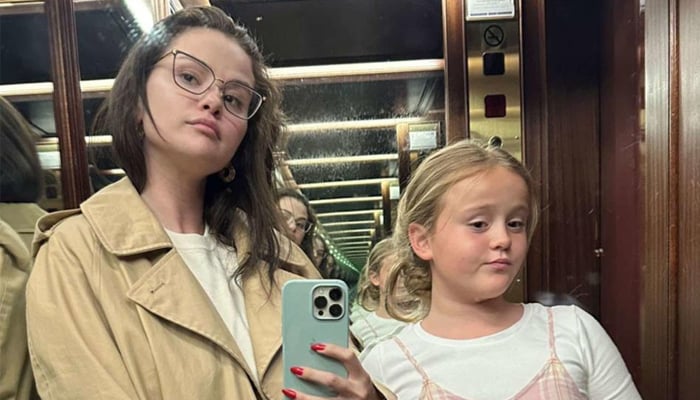 Selena Gomez steps out for shopping spree with little sister Gracie