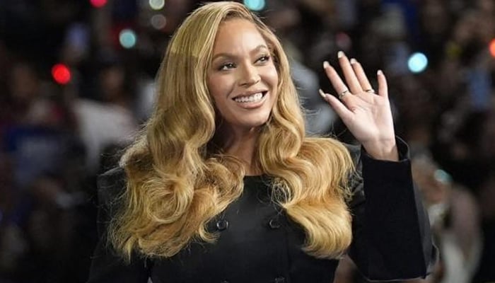 Beyoncé comes under fire for stealing dance move: she robbed it