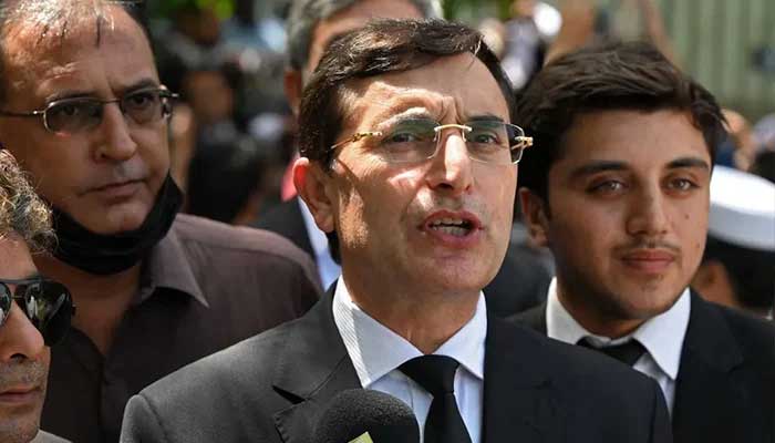 Pakistan Tehreek-e-Insaf Chairman Barrister Gohar Ali Khan (centre) speaks with the media in this undated image. – AFP/File