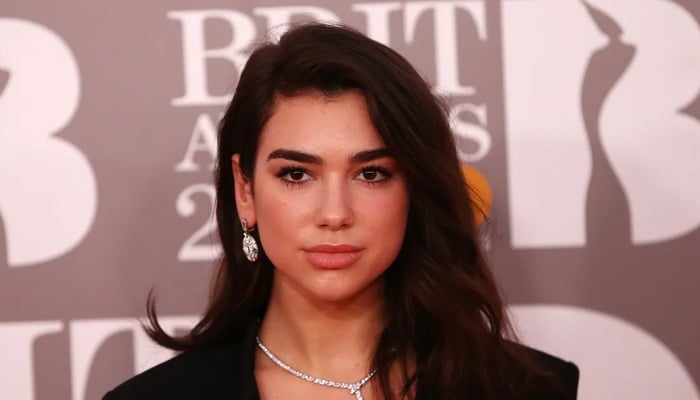 Dua Lipa - Figure 1