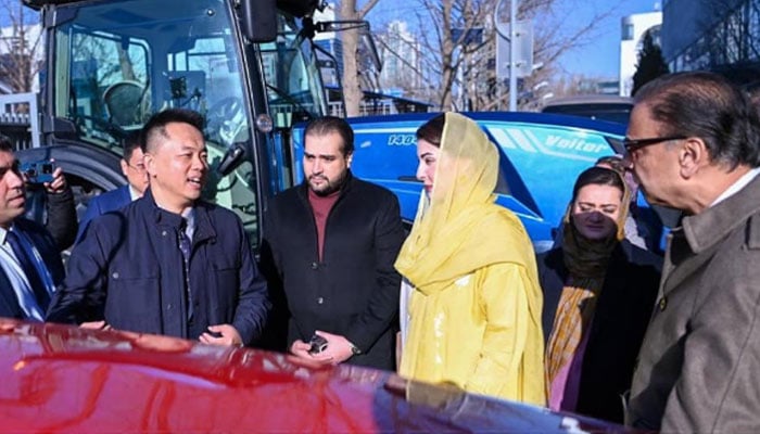 Punjab CM Maryam Nawaz pictured with Chinese officials on an inspection visit for the largest agricultural machinery equipped with robotic technology. — Facebook@TheMaryamNSharif