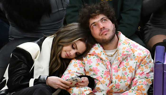 Selena Gomez engaged to boyfreind Benny Blanco after a year of dating