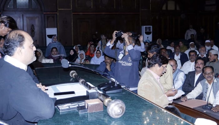 Karachi Deputy Mayor Salman Abdullah Murad presides over the Karachi Metropolitan Corporation (KMC) City Councils KMC head office on December 12, 2024. — Facebook@KmcPakistan