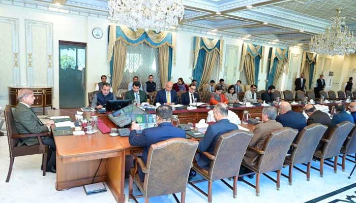 Prime Minister Shehbaz Sharif chairing a meeting to evaluate and discuss future electricity and power plans of country in Islamabad, December 13, 2024. — APP