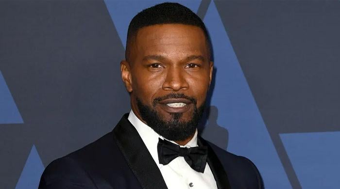 Jamie Foxx gets stitches after birthday dinner guest throws glass at him