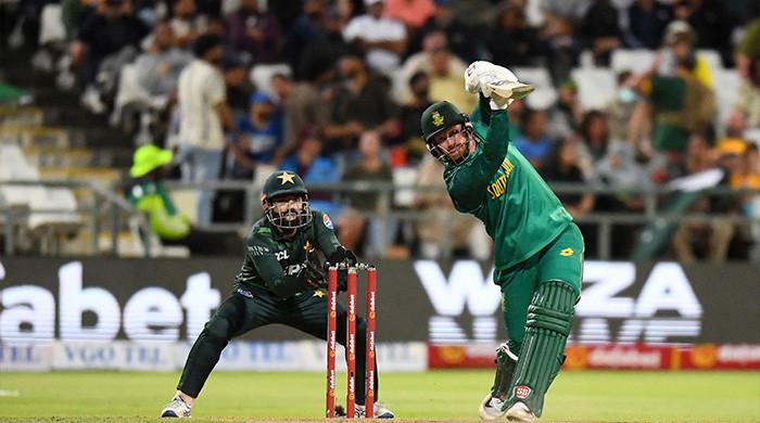 Heinrich Klaasen fined for ‘kicking stumps’ during second Pakistan ODI